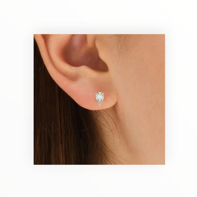 Heart Cut VVS Moissanite Diamond Earrings